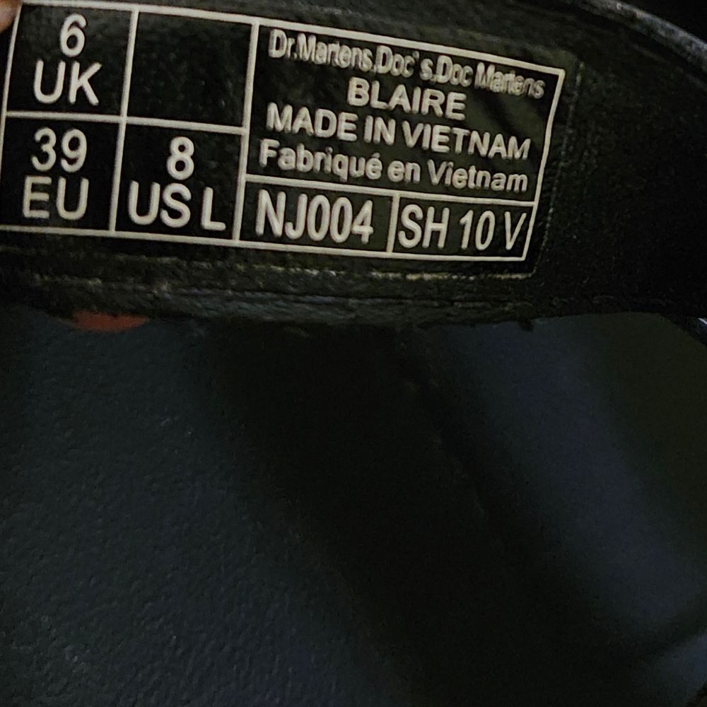 Doc Dr. Martens "Blaire" Black Leather Platform Strappy Sandals Sz.8/39 Ret.$140 - Picture 12 of 12